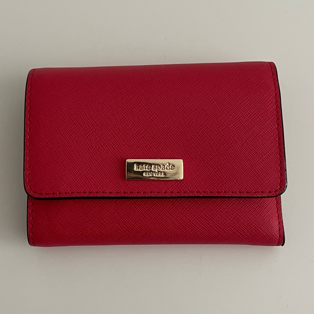 Kate spade bi fold wallet